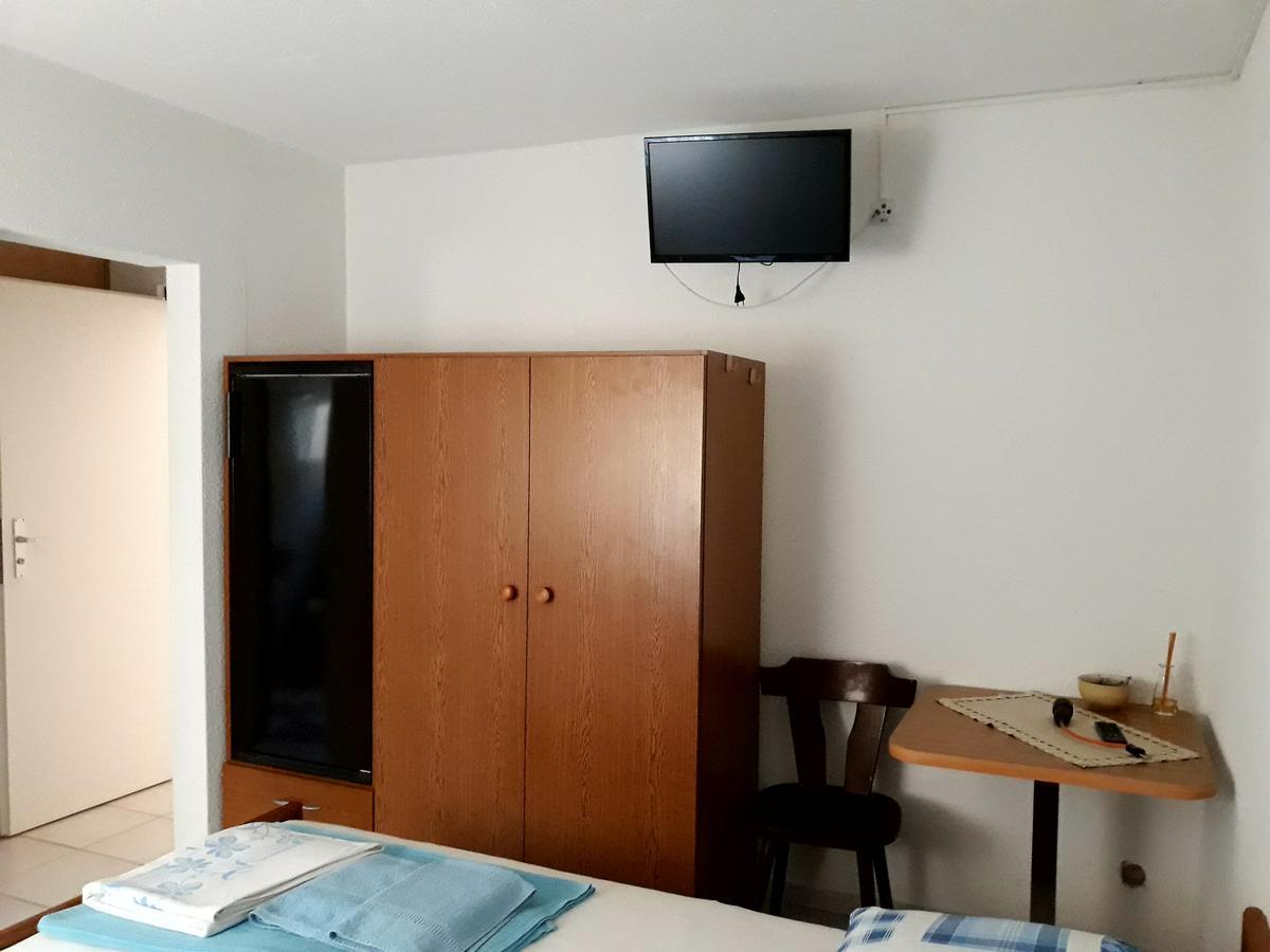 Ferienwohnung Casa Gudelj Pirovac Exterior foto
